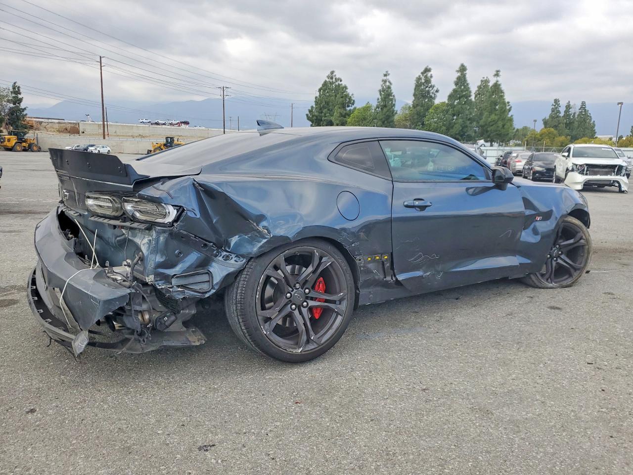 2023 Chevrolet Camaro Lt1 - Image 3