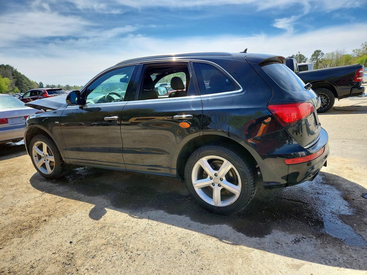2017 Audi Q5 Premium Plus - Image 2