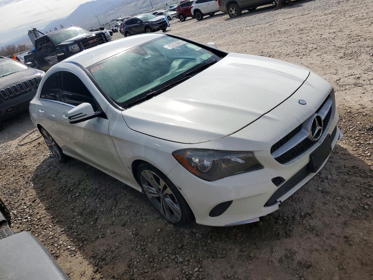 2017 Mercedes-Benz Cla 250 - Фото 4