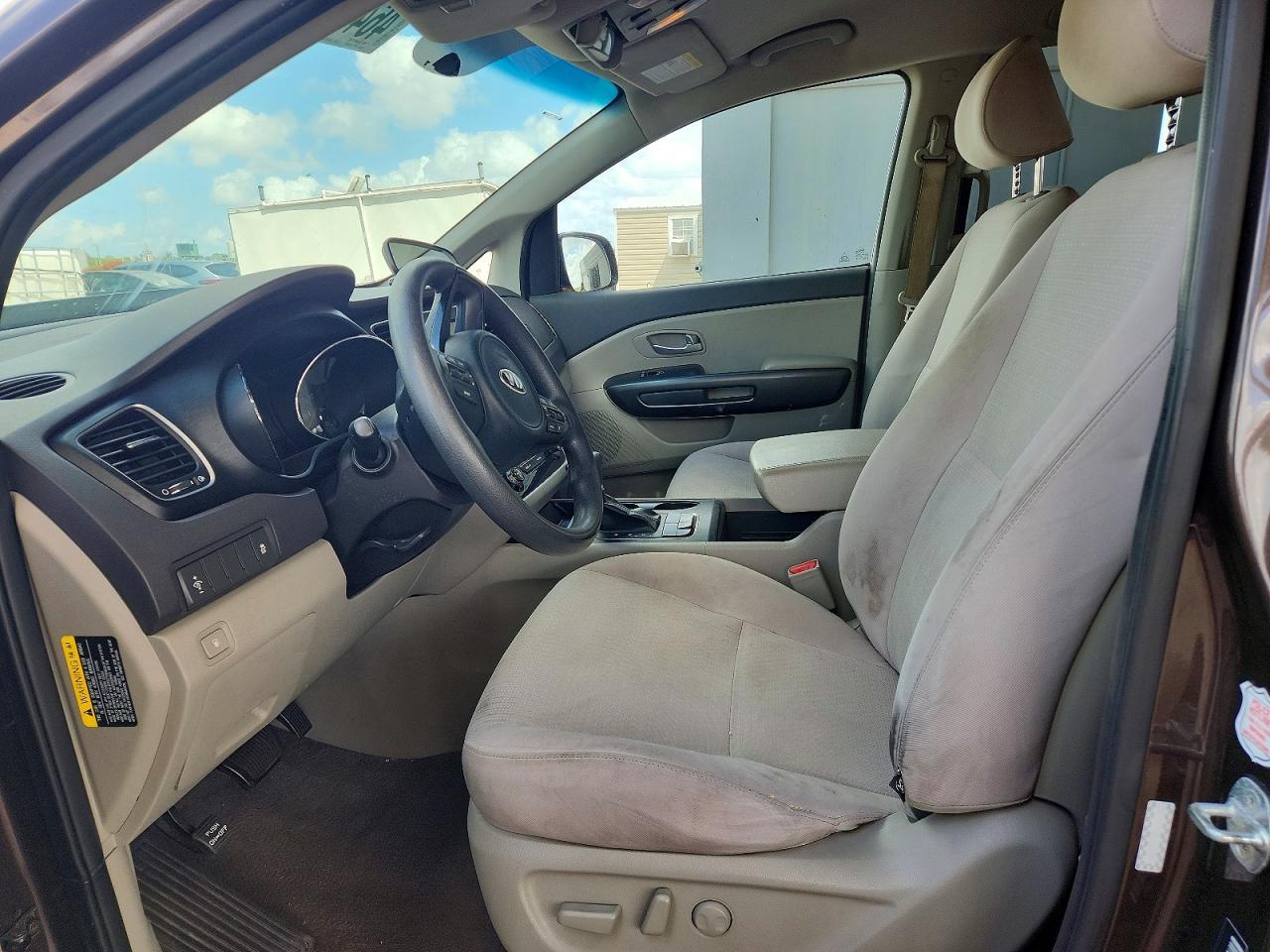 2018 Kia Sedona Lx - Фото 7