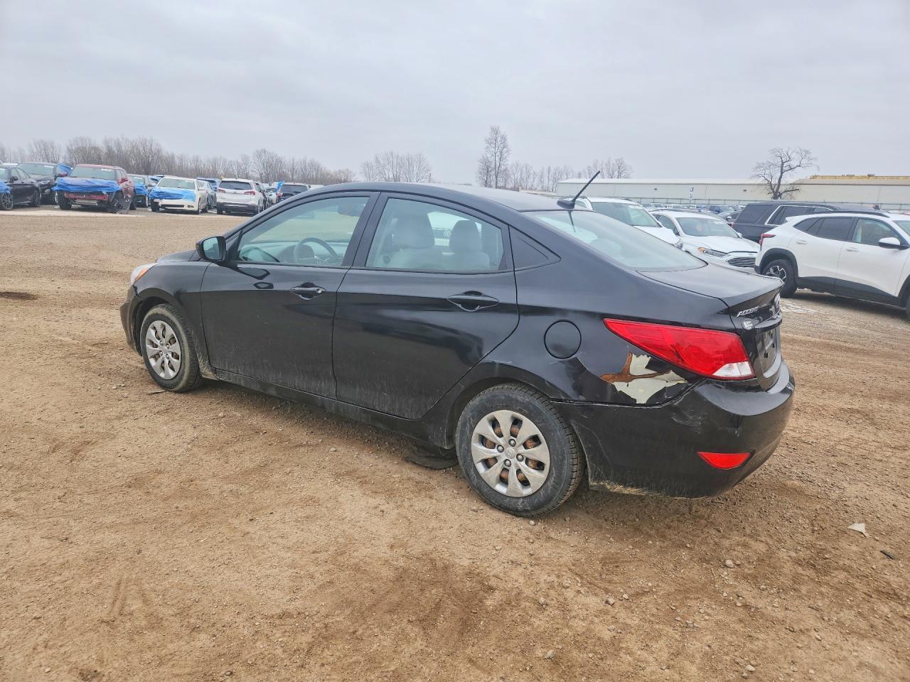 2017 Hyundai Accent Se - Image 2