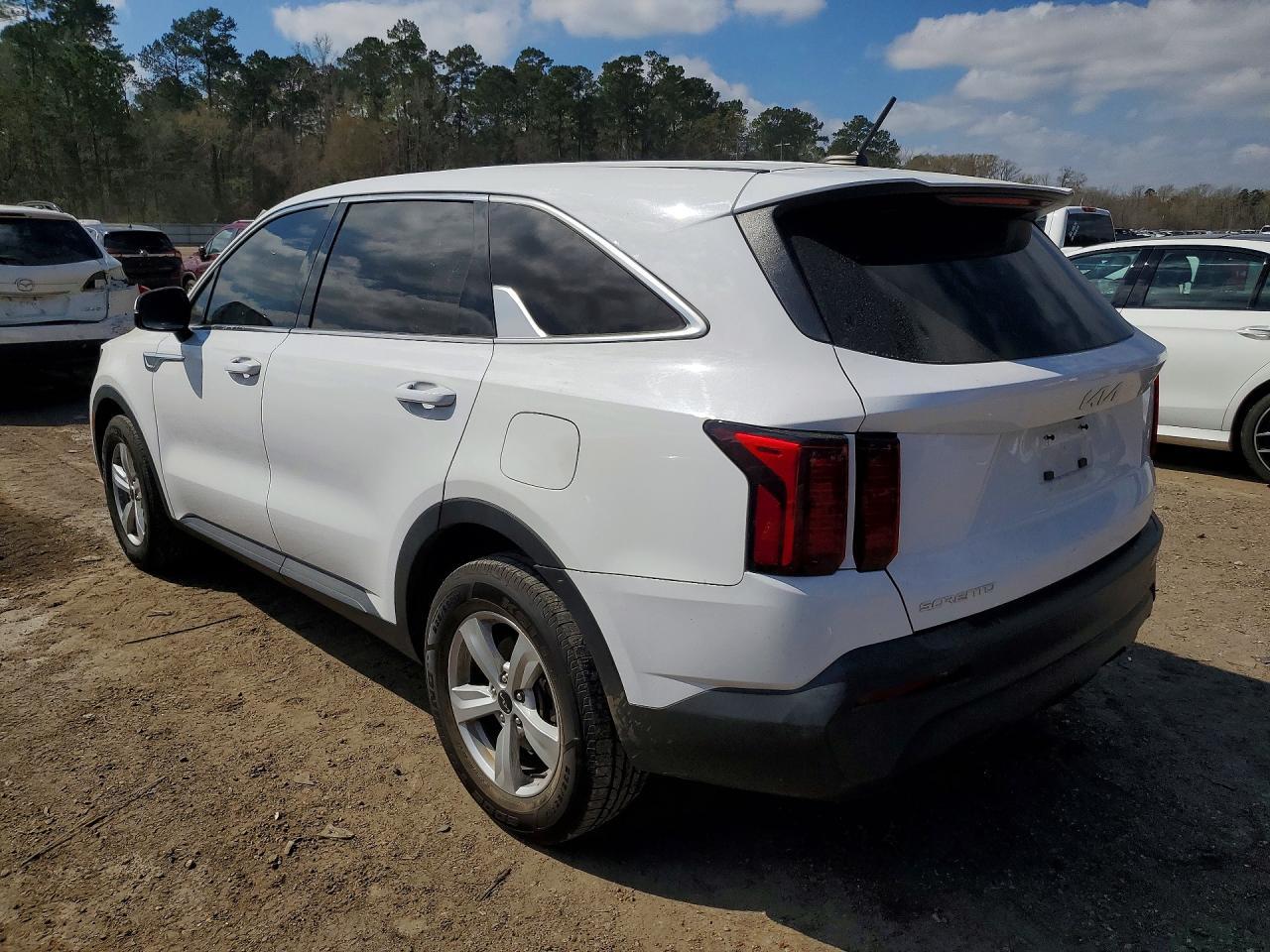 2023 Kia Sorento Lx - Фото 2