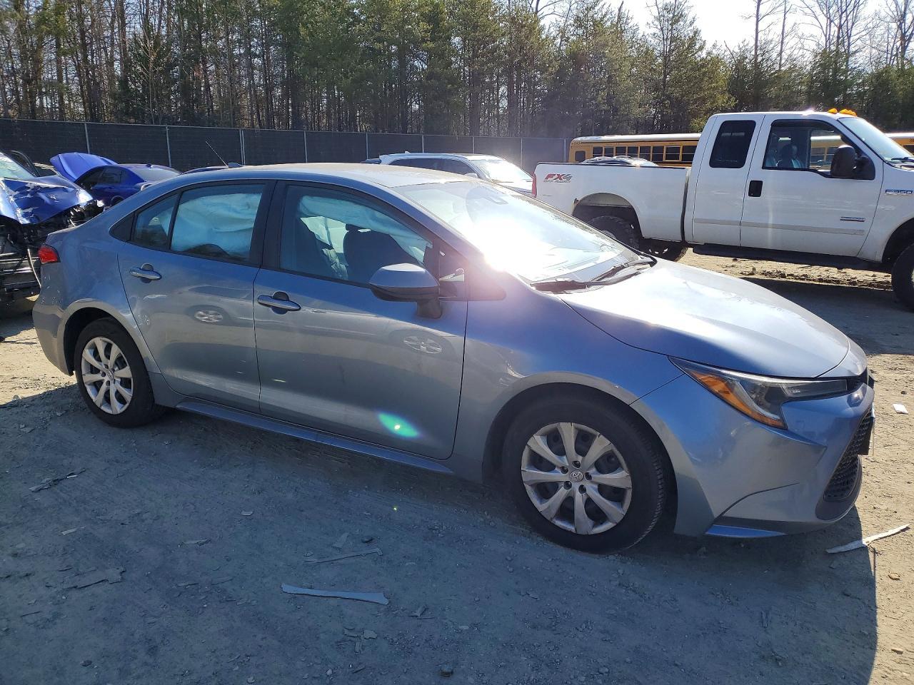 2021 Toyota Corolla Le - Фото 4