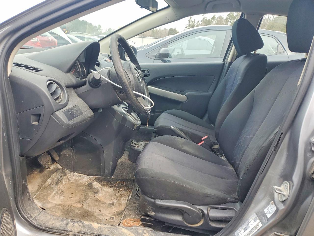 2014 Mazda Mazda2 Sport - Image 7