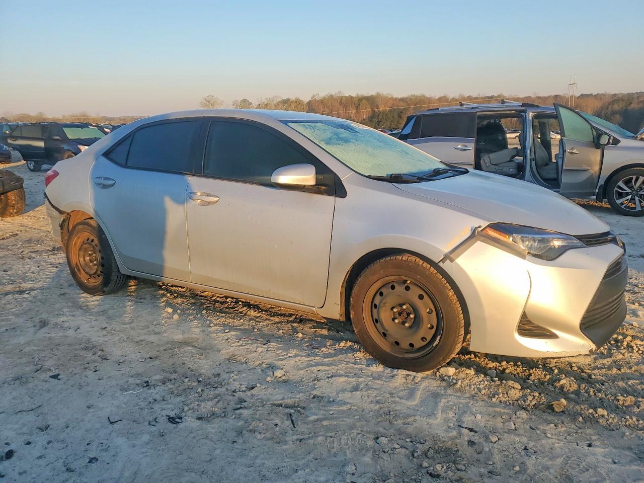 2019 Toyota Corolla Le - Image 4