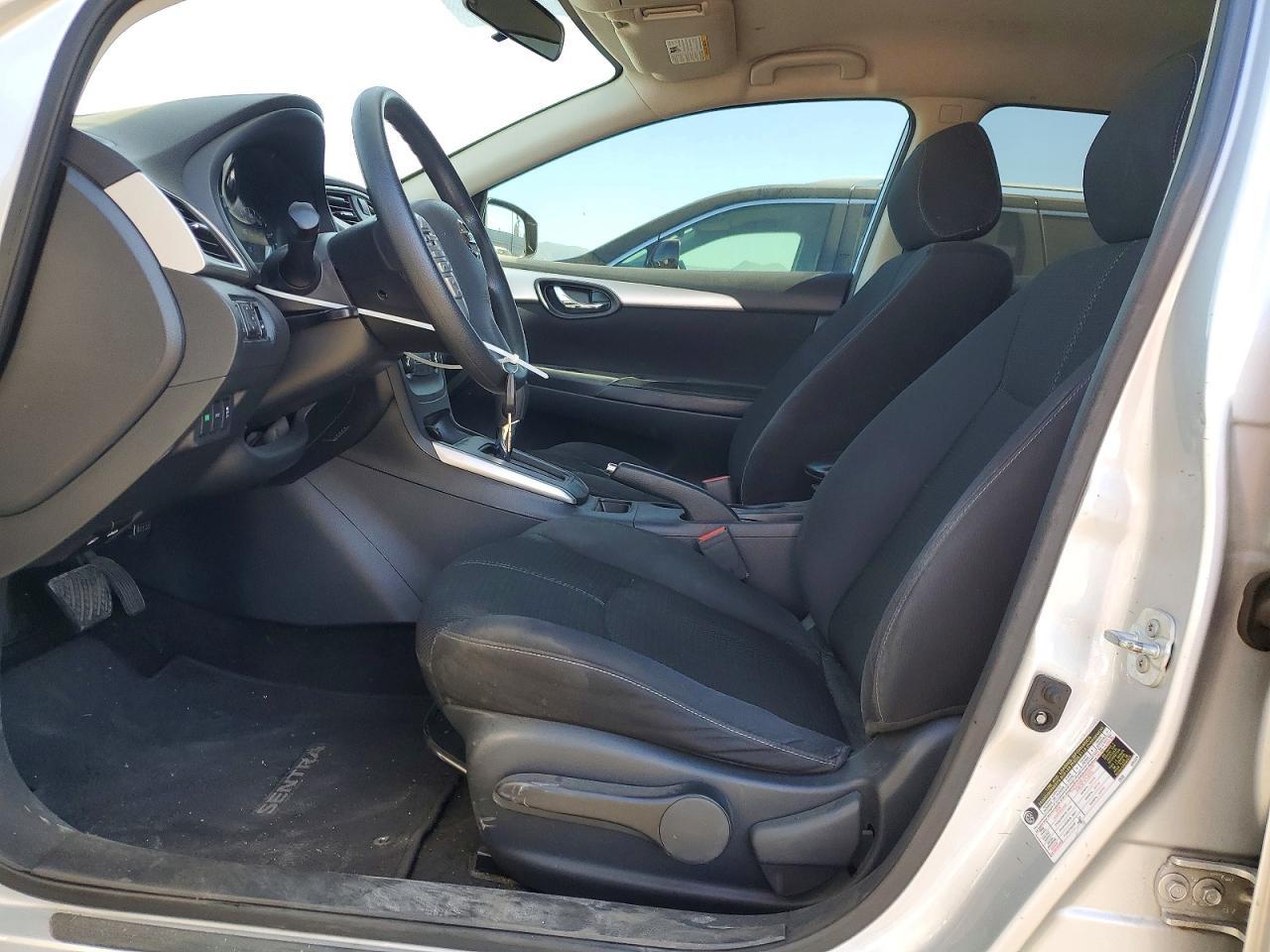 2017 Nissan Sentra - Фото 7