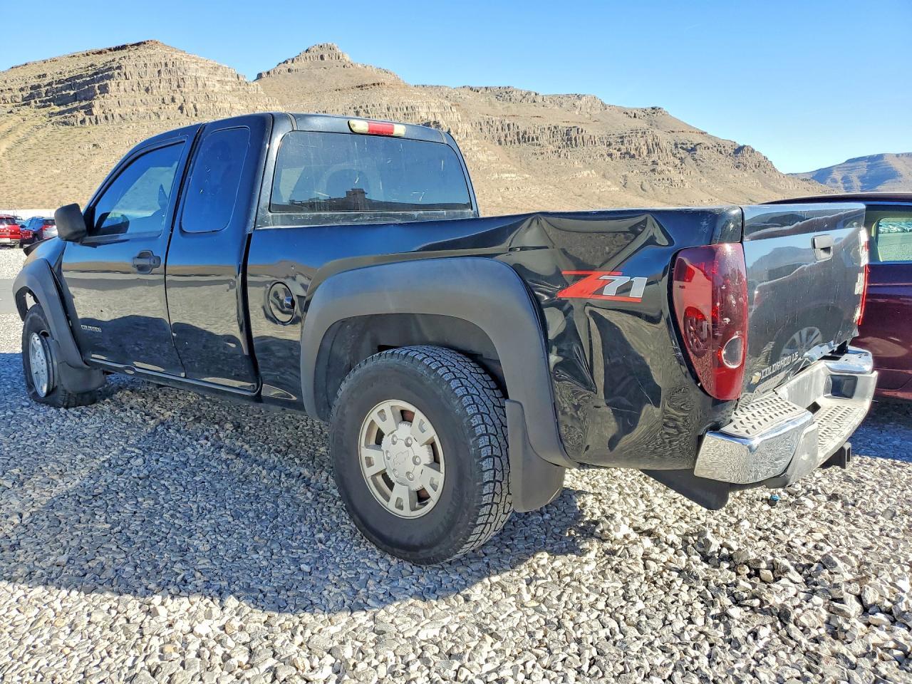 2005 Chevrolet Colorado - Image 2
