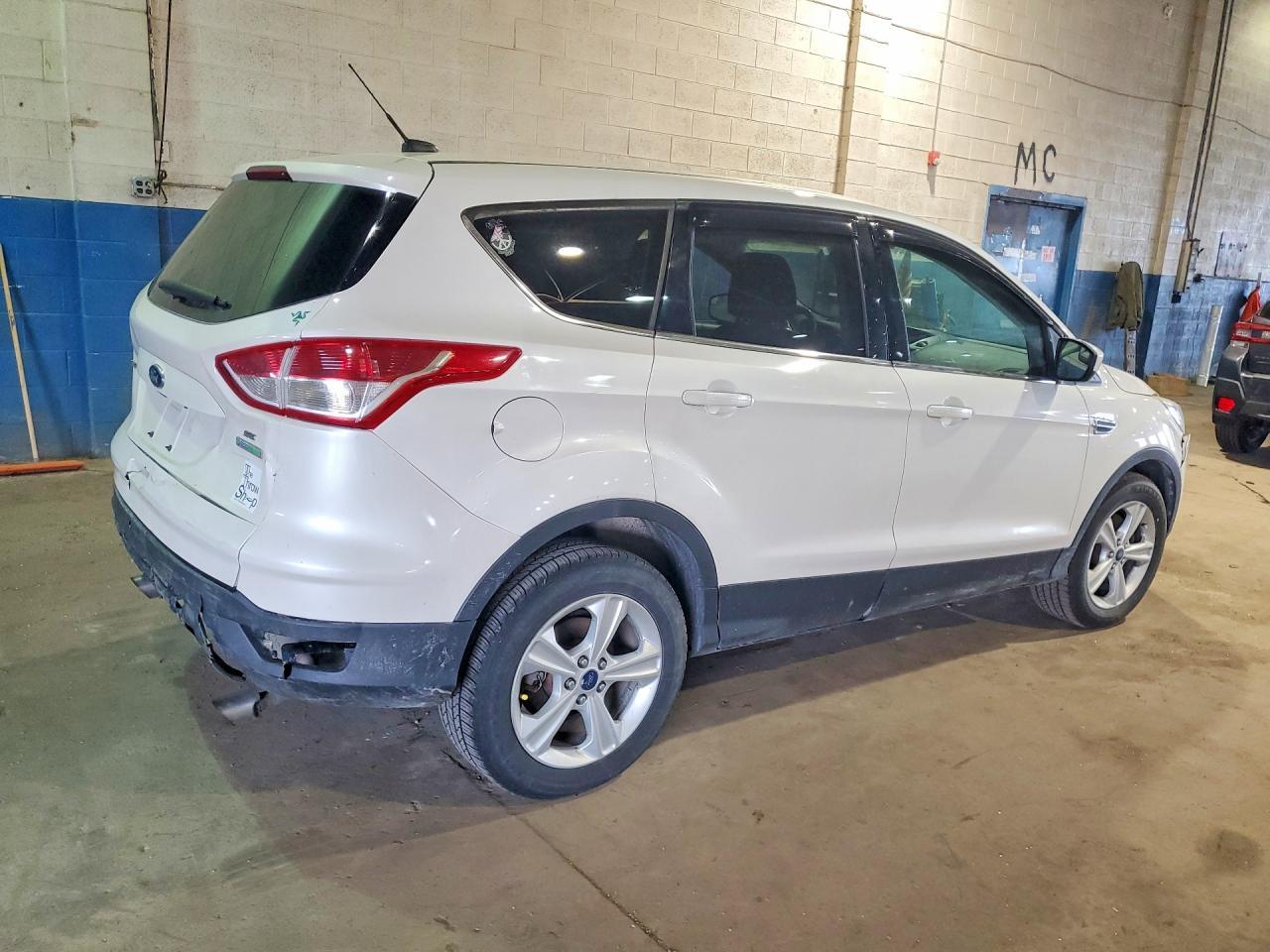 2014 Ford Escape Se - Фото 3