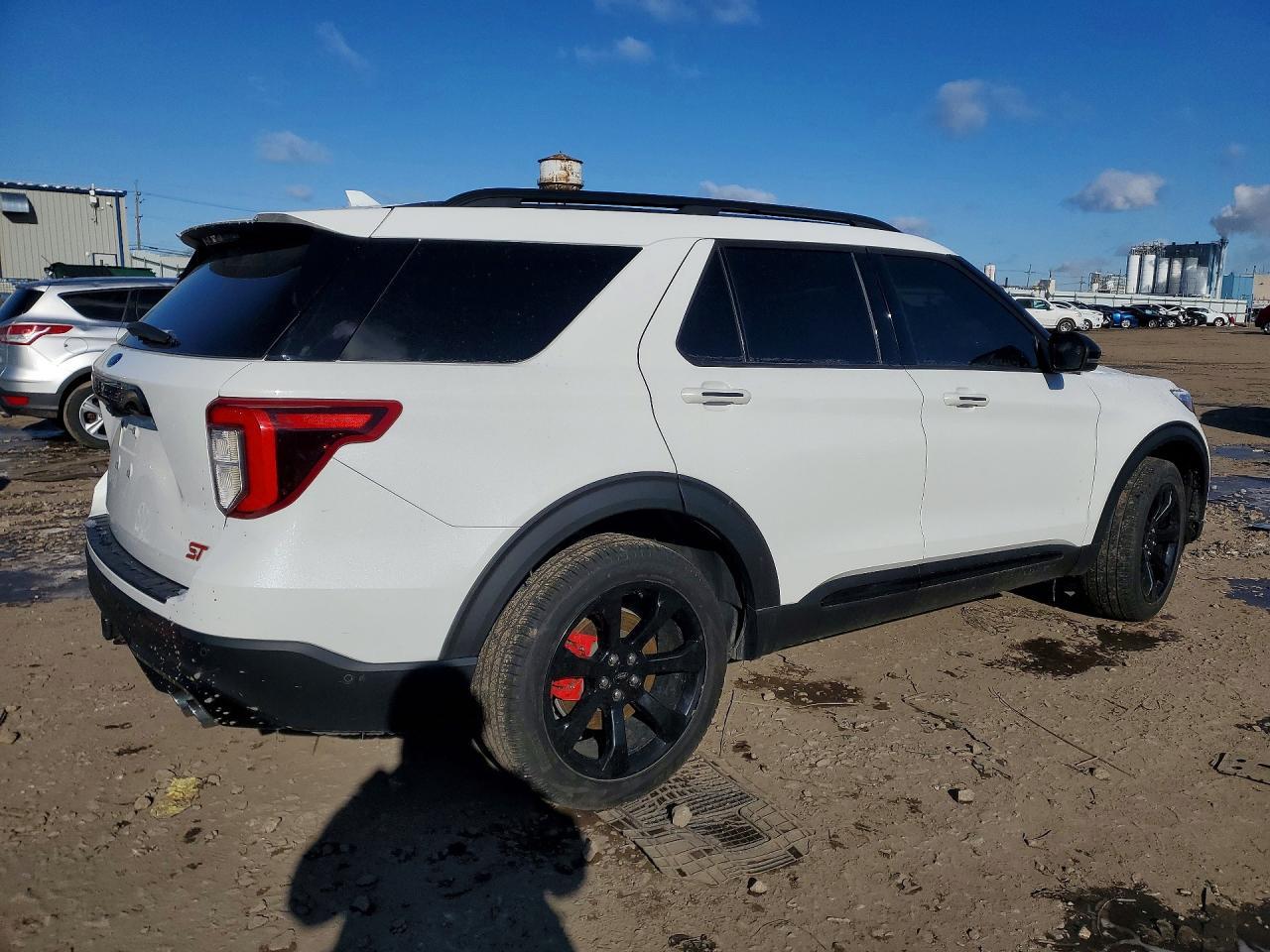 2022 Ford Explorer St - Фото 3