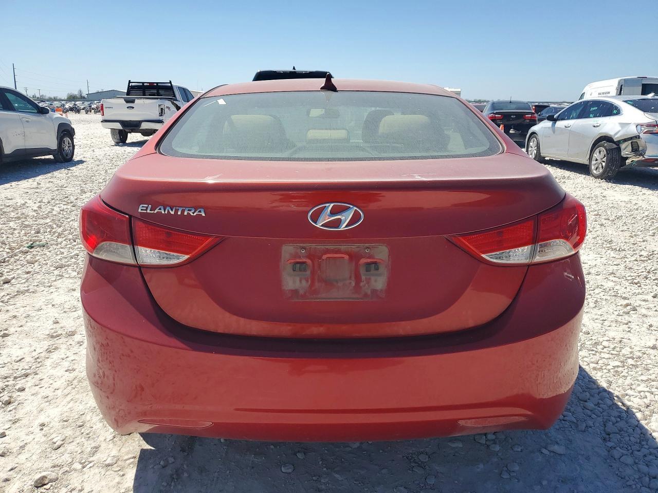 2013 Hyundai Elantra Gls - Фото 6