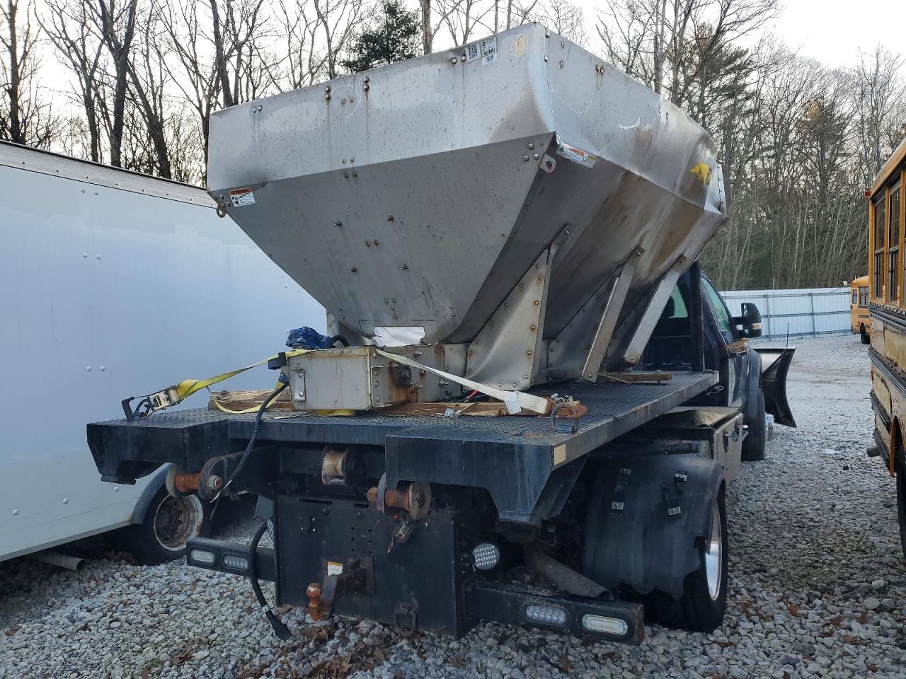 2021 Ford F600 Super Duty Feed Delivery Truck - Image 4