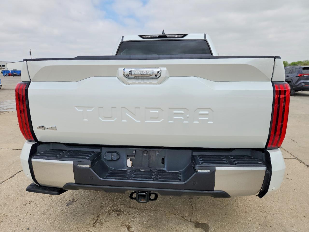 2023 Toyota Tundra Limited Hv - Image 6