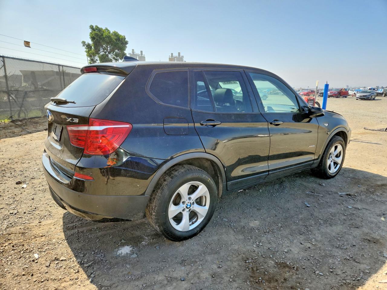 2012 BMW X3 xDrive28I - Image 3
