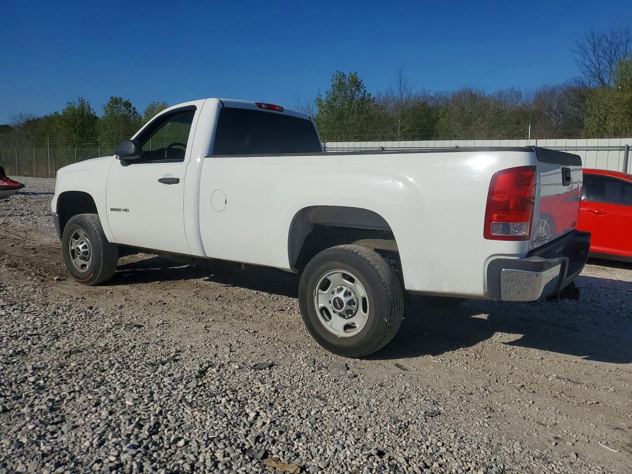 2011 GMC Sierra C2500 Heavy Duty - Фото 2