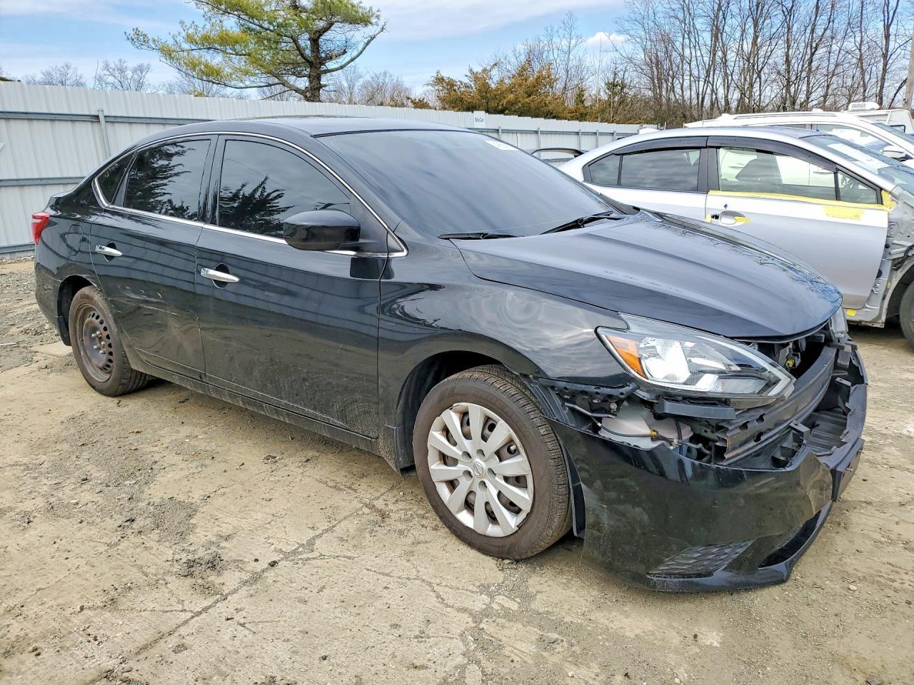 2017 Nissan Sentra S - Image 4