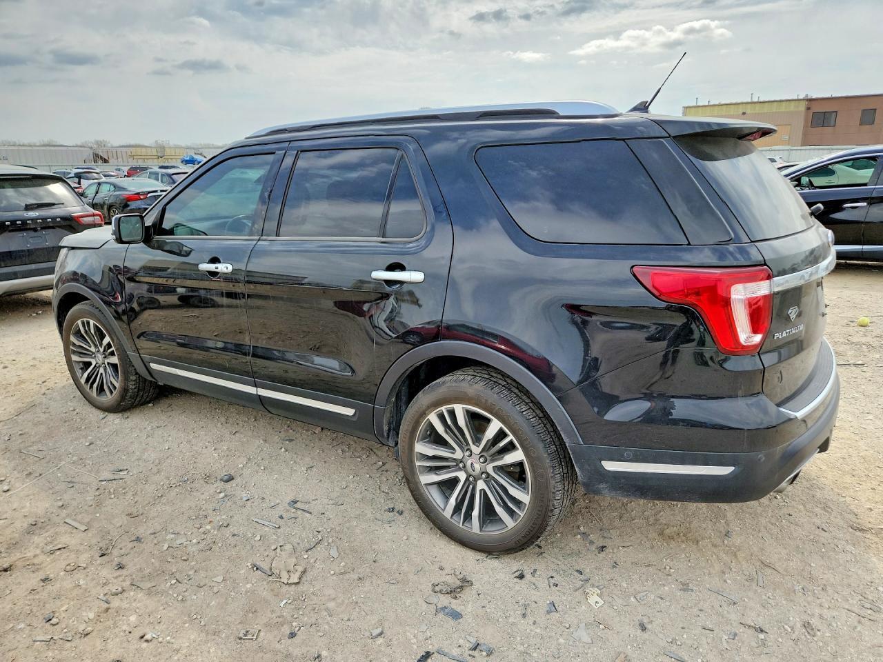 2018 Ford Explorer Platinum - Фото 2