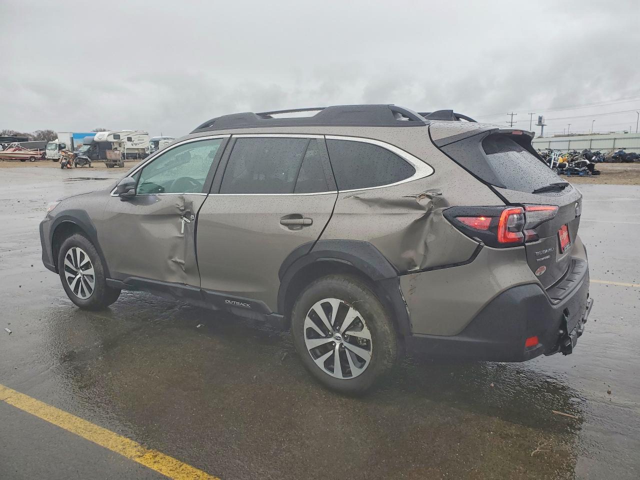 2024 Subaru Outback Premium - Image 2
