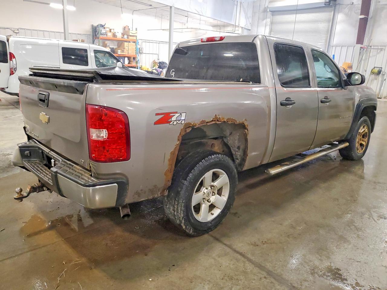 2008 Chevrolet Silverado K1500 - Фото 3
