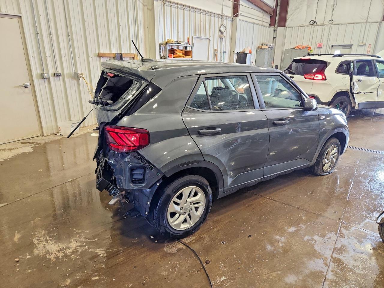 2026 Hyundai Venue Se - Фото 3