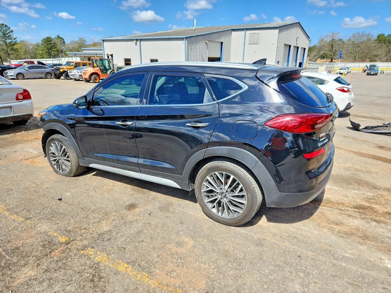 2021 Hyundai Tucson Limited - Image 2