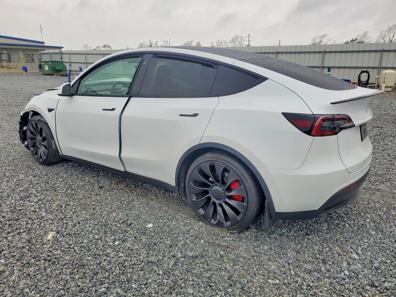 2023 Tesla Model Y - Image 2