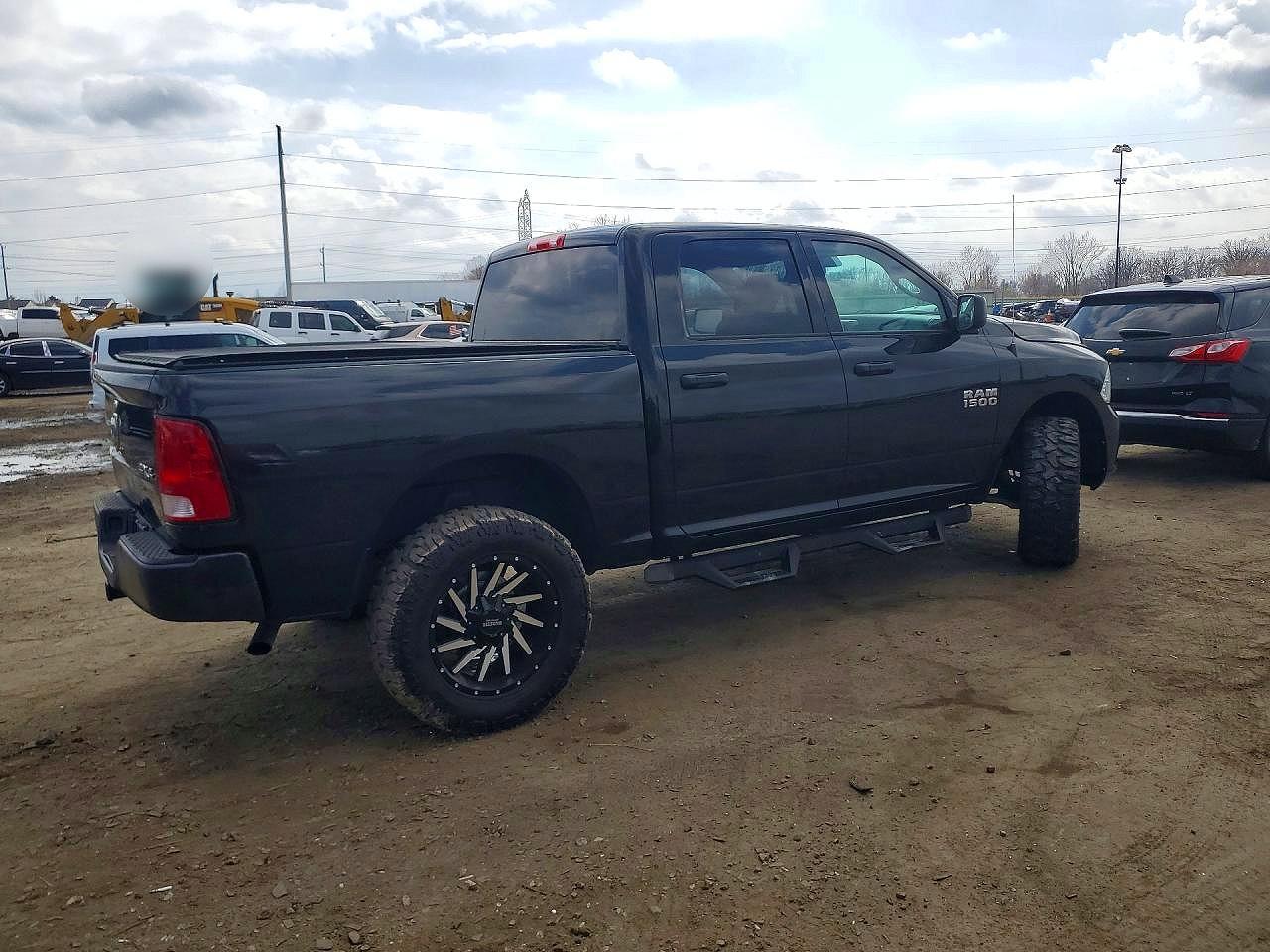 2018 Ram 1500 St - Image 3