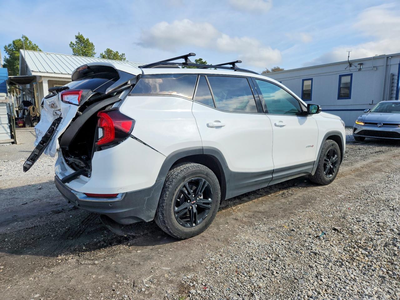 2022 GMC Terrain At4 - Image 3