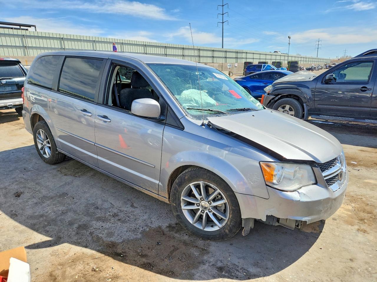 2016 Dodge Grand Caravan - Image 4