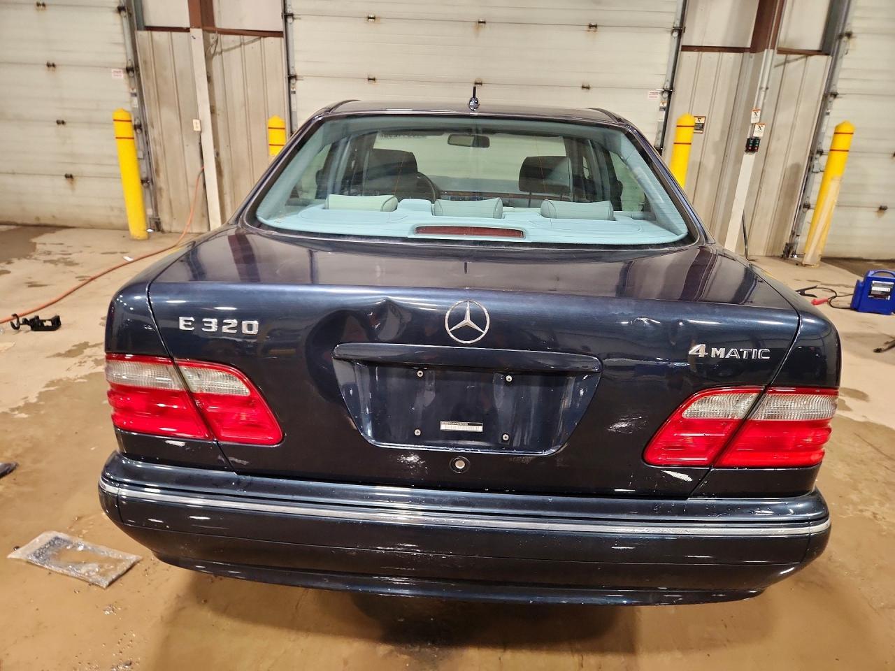 2000 Mercedes-Benz E 320 4Matic - Image 6