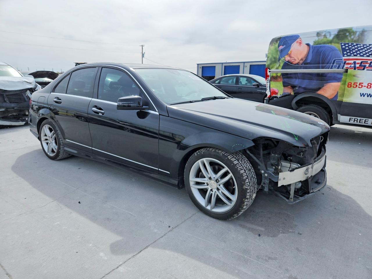 2012 Mercedes-Benz C 300 4Matic - Image 4