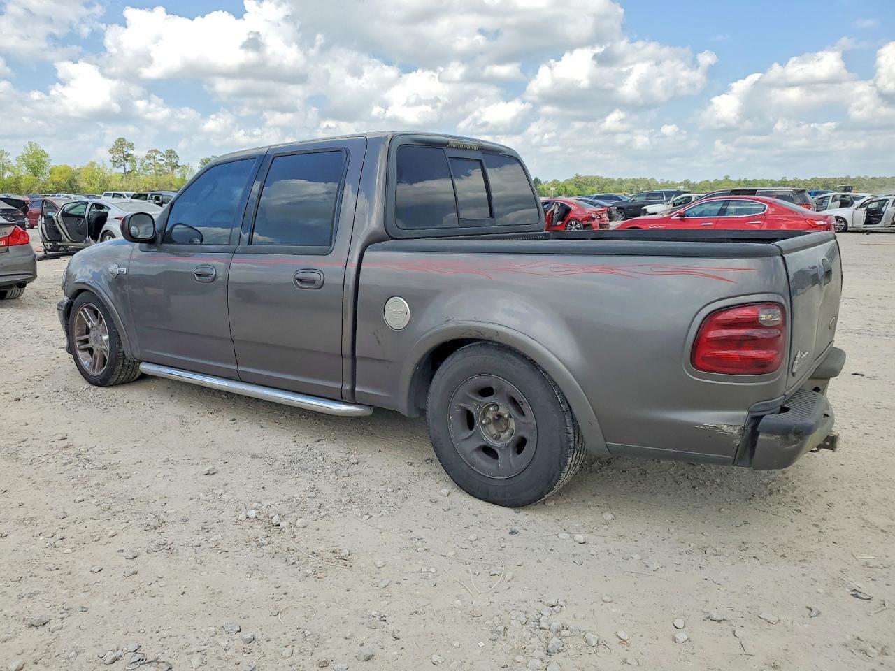 2002 Ford F150 Supercrew Harley Davidson - Image 2