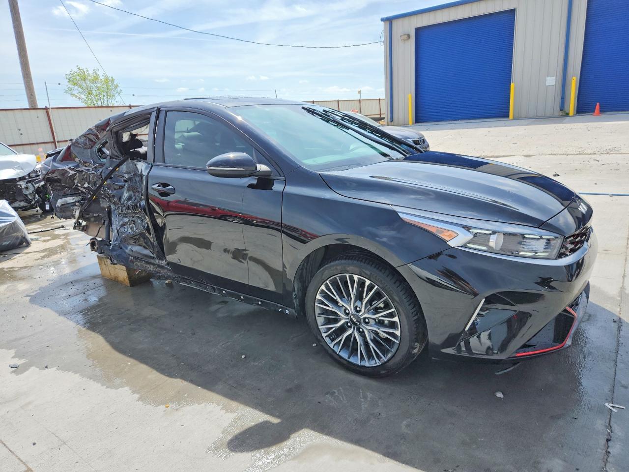 2024 Kia Forte Gt-Line - Image 4