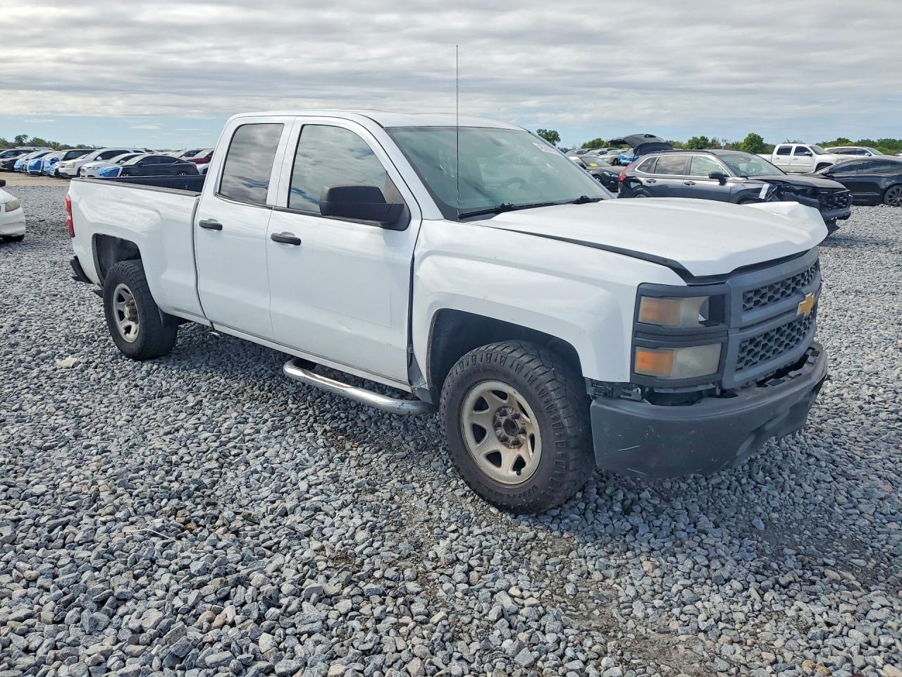 2014 Chevrolet Silverado C1500 - Image 4