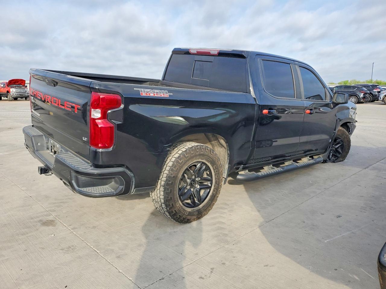 2020 Chevrolet Silverado K1500 Lt Trail Boss - Фото 3