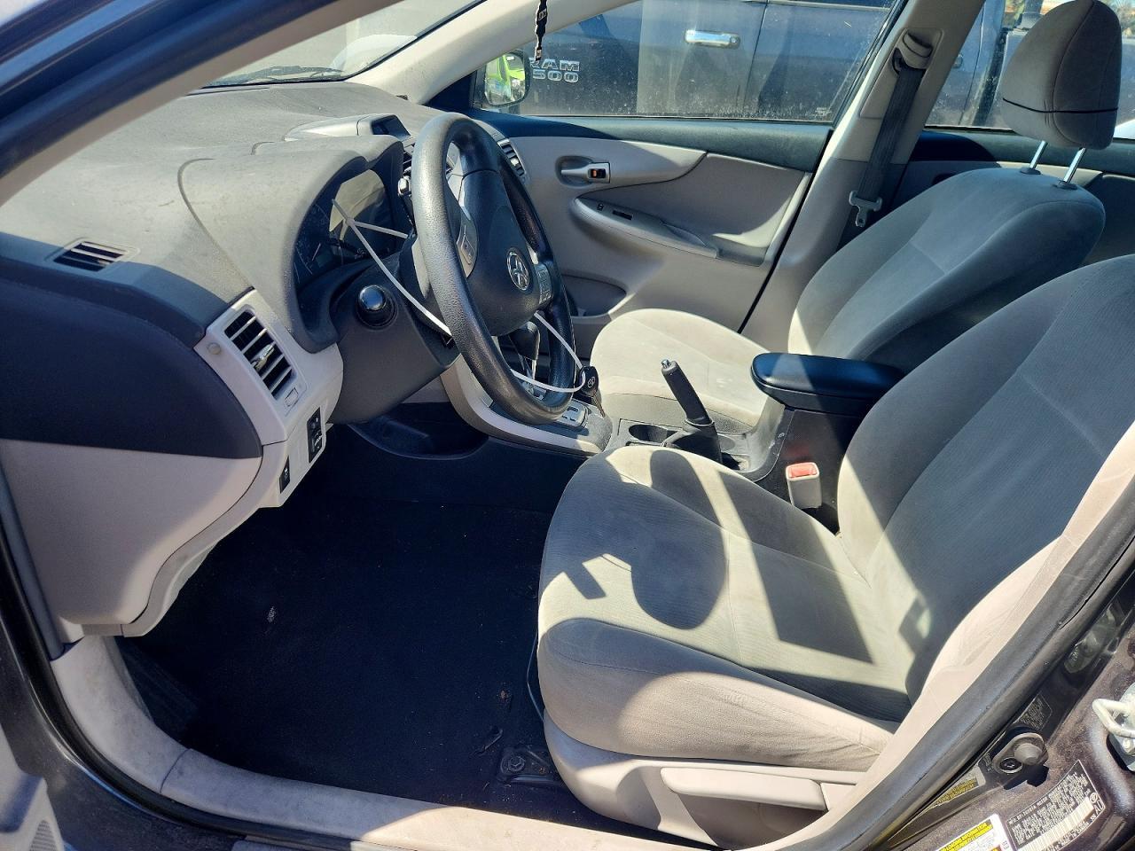 2011 Toyota Corolla Le - Фото 7
