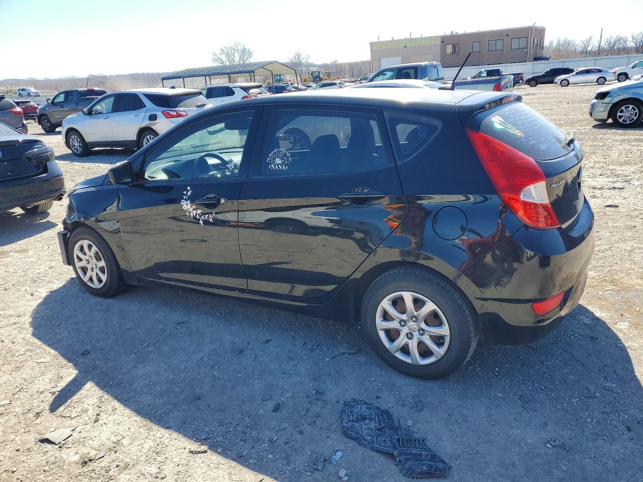 2013 Hyundai Accent Gs - Фото 2