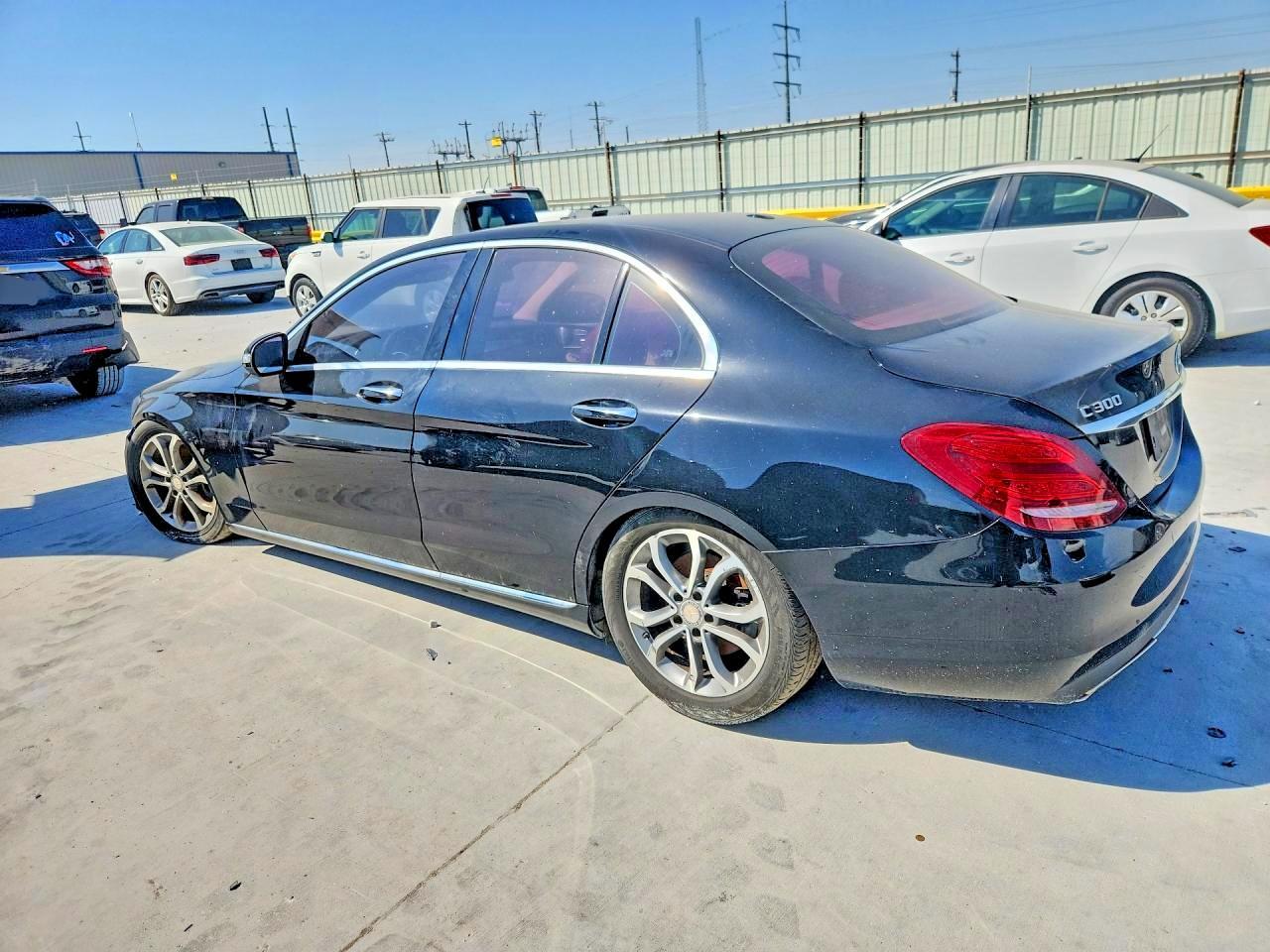 2015 Mercedes-Benz C 300 4Matic - Фото 2
