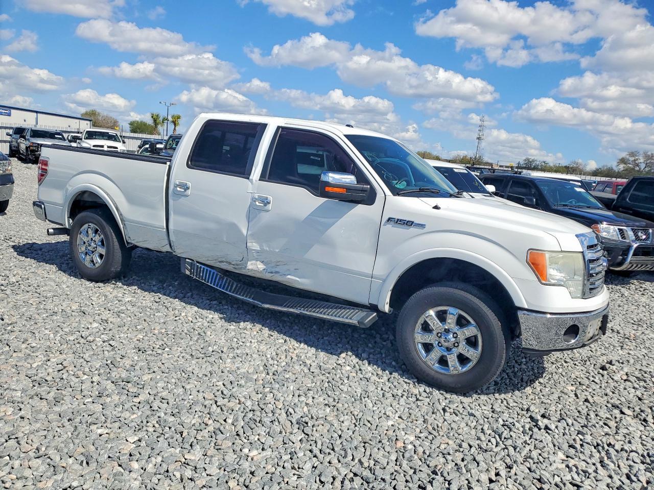 2013 Ford F150 Supercrew - Image 4