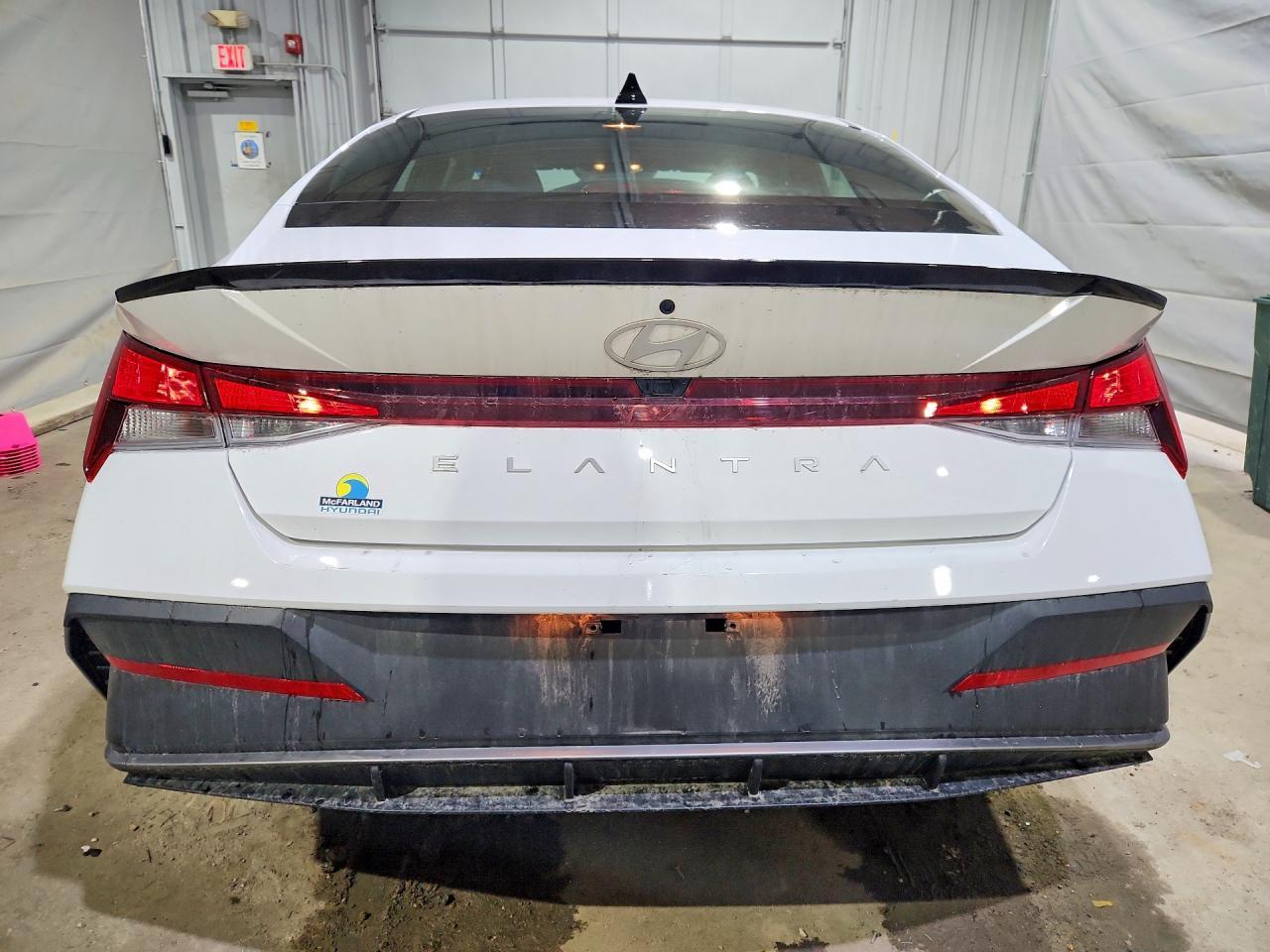 2025 Hyundai Elantra Sel Sport - Image 6
