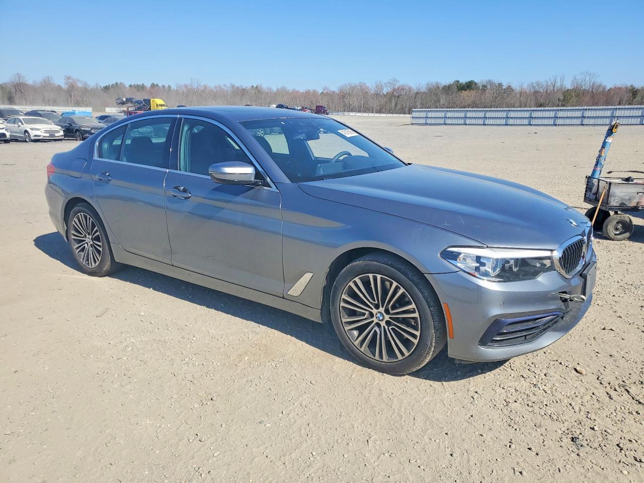 2019 BMW 530 Xi - Фото 4