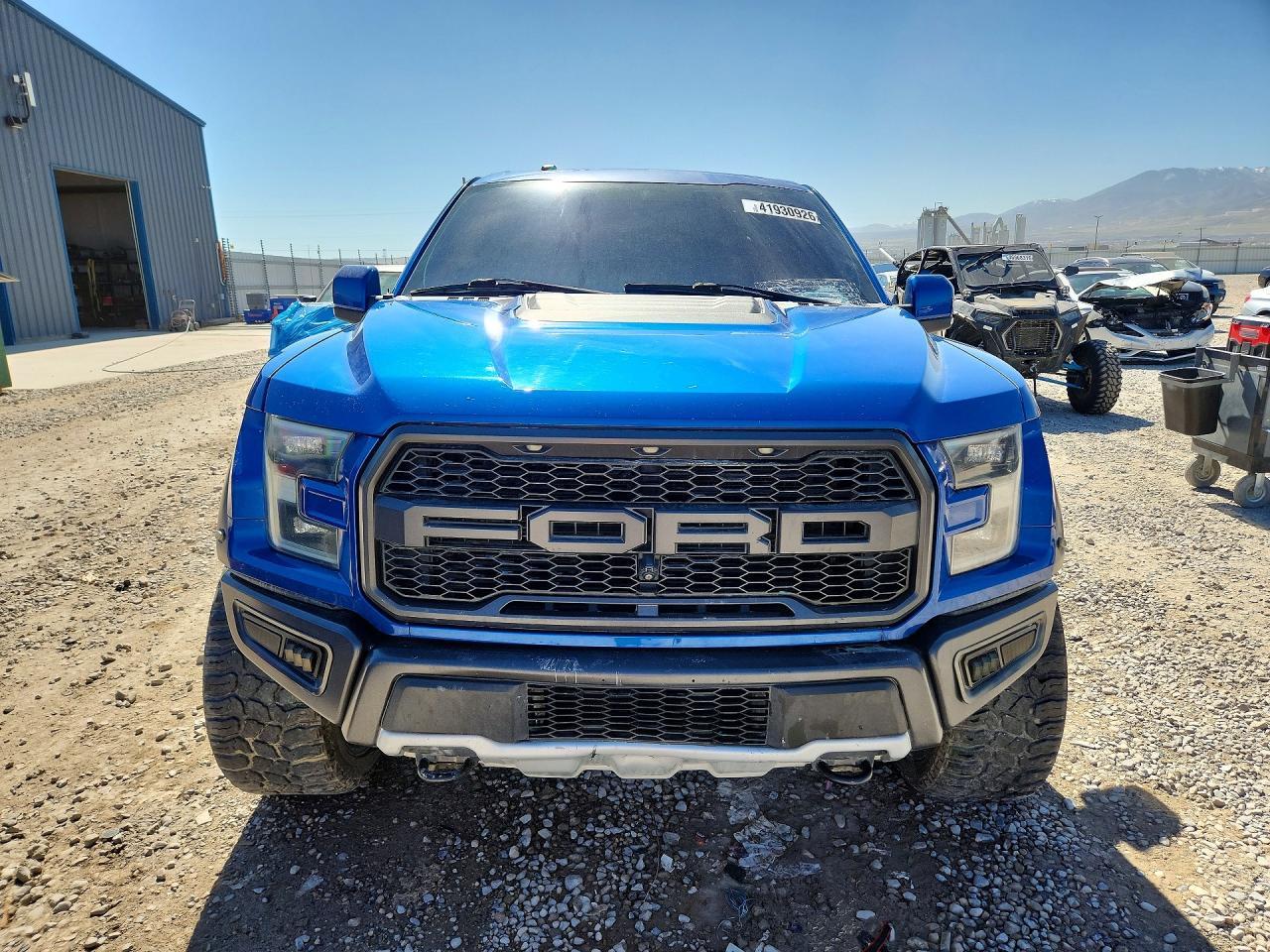 2017 Ford F150 Raptor - Фото 5