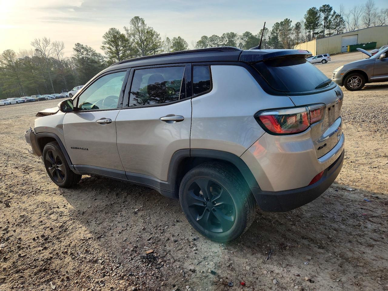 2019 Jeep Compass Latitude - Фото 2