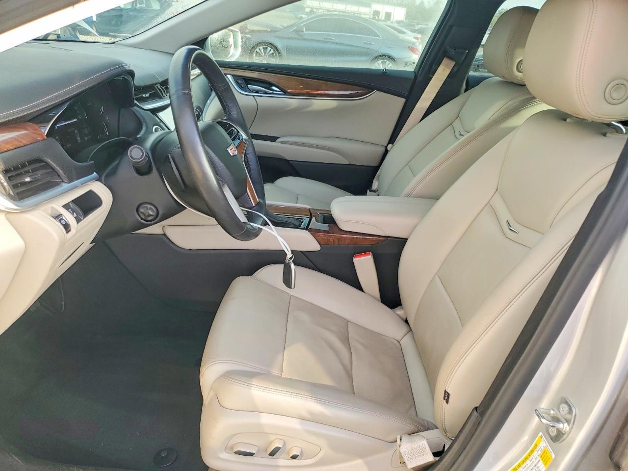 2018 Cadillac Xts Luxury - Image 7