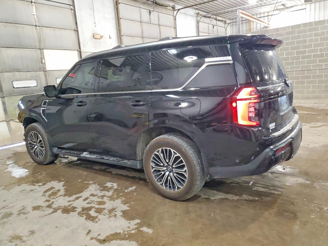 2025 Nissan Armada Platinum - Image 2