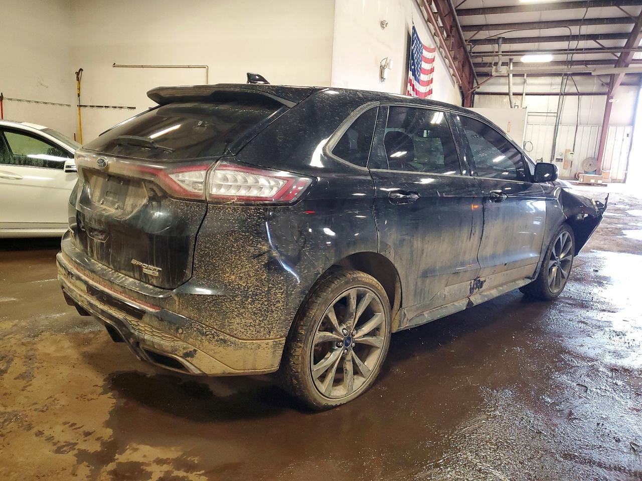 2016 Ford Edge Sport - Фото 3
