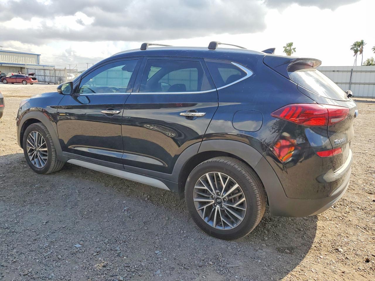 2021 Hyundai Tucson Limited - Image 2