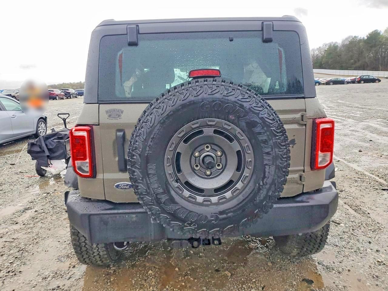 2025 Ford Bronco - Фото 6
