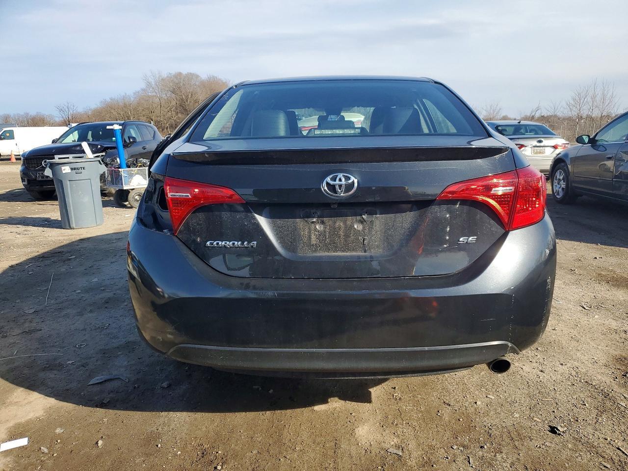 2018 Toyota Corolla Se - Фото 6