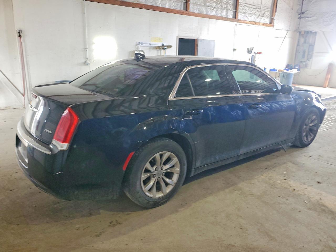 2015 Chrysler 300 Limited - Image 3