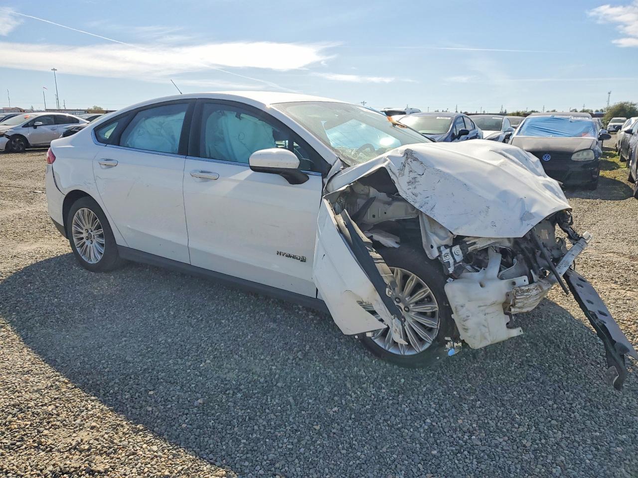 2016 Ford Fusion S Hybrid - Фото 4
